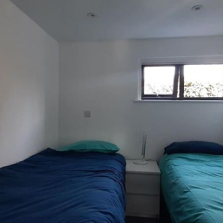 Sycamore Lodge Kent With Ev Zappi Type 2, Swimming Pool For A Fee Sellindge Esterno foto