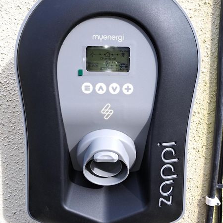 Sycamore Lodge Kent With Ev Zappi Type 2, Swimming Pool For A Fee Sellindge Esterno foto
